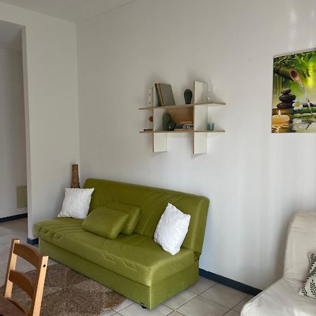 Bamboo Apartment Rho Exteriér fotografie